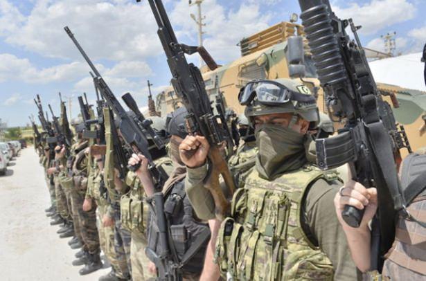 <p>Tuzaklanan çok sayıda el yapımı patlayıcı nedeniyle ilerleyişini dikkatli şekilde sürdüren güvenlik güçleri, kahramanca görev yapıyor.</p>
<p> </p>