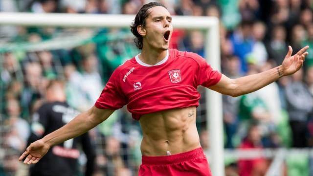 <p>ENES ÜNAL (TWENTE)</p>

<p> </p>

<p>Eredivisie: 22 maç, 11 gol, 2 asist</p>

<p>Toplam: 23 maç, 12 gol, 2 asist</p>

<p> </p>
