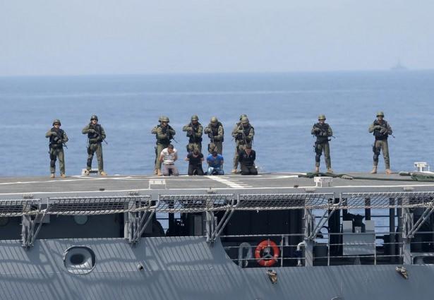 <p>Denizkurdu 2015 Tatbikatı kapsamında düzenlenen "Seçkin Gözlemci Günü"nün ilk bölümünde, SAT ve SAS timlerinin harekatları gerçekleştirildi.</p>
