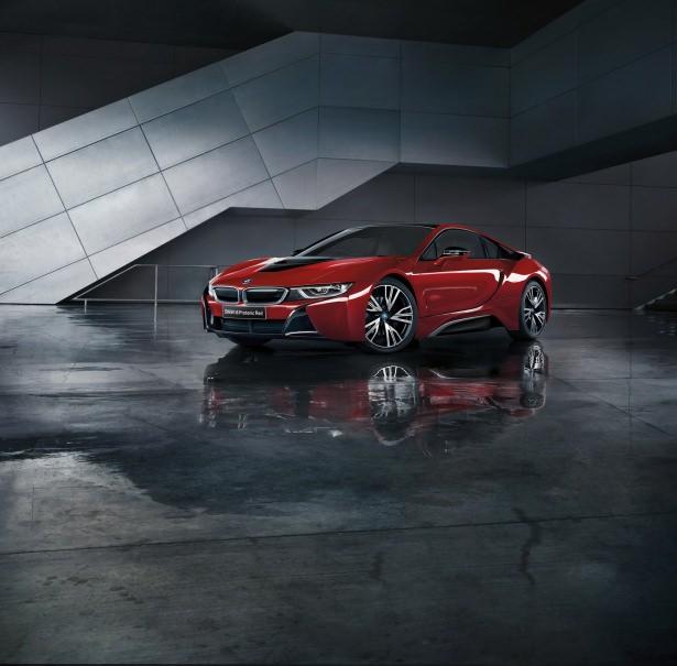 <p>BMW i8 Protonic Red</p>
