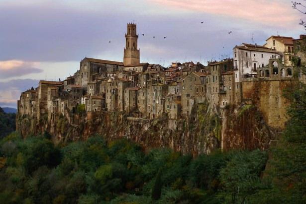 <p>Pitigliano, Grosseto, İtalya</p>