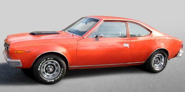 <p><strong>9- Altın Tabancalı Adam (1974)</strong><br />
The Man with the Golden Gun filminde 007'nin şık otomobili 1974 model AMC Hornet X oldu.</p>