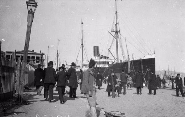 <p>Galata Limanı (1910'lu yıllar?)</p>
<ul>
</ul>