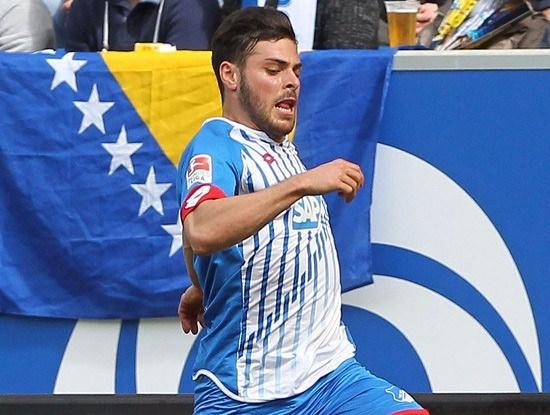 <p><strong>Kevin Volland (Sol Kanat)</strong><br />
<br />
Hoffenheim ==> Bayer Leverkusen 20 milyon euro</p>