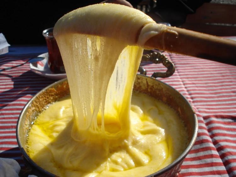 <p>Kuymak (Mıhlama)</p>
