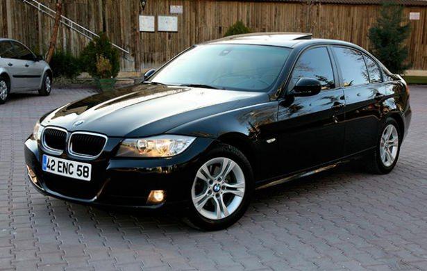 <p>Otomobil markası : BMW 3 Serisi 316i 2011<br />
<br />
2. El fiyatı : 70.000 TL</p>