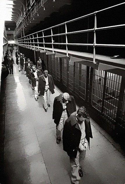 <p>Alcatraz'da kalan son tutukluların ayrılışı, 1963</p>
<p> </p>