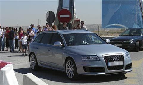 <p>Cristiano Ronaldo - Audi RS6</p>
<p> </p>