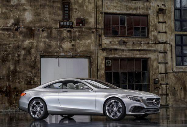 <p>Mercedes-Benz dünyası için her zaman büyük önem taşıyan, ürün yelpazemizin amiral gemisi olan S-Serisi’nin tek kapılı versiyonu S-Serisi Coupé ile önemli başarılar elde edeceğimize inanıyoruz.</p>