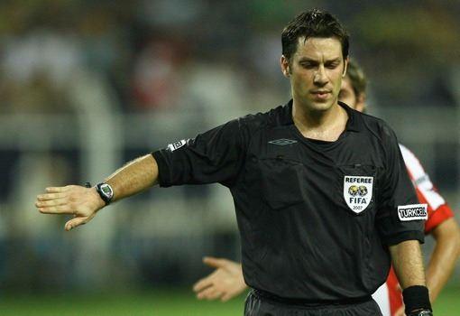<p>FIRAT AYDINUS<br />
<br />
Beşiktaş</p>