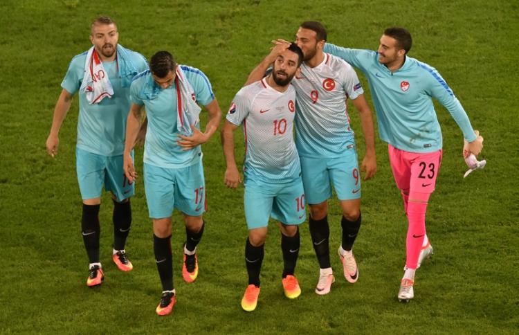 <p>TFF'nin 5 maç için milli futbolculara dağıttığı primler:</p>