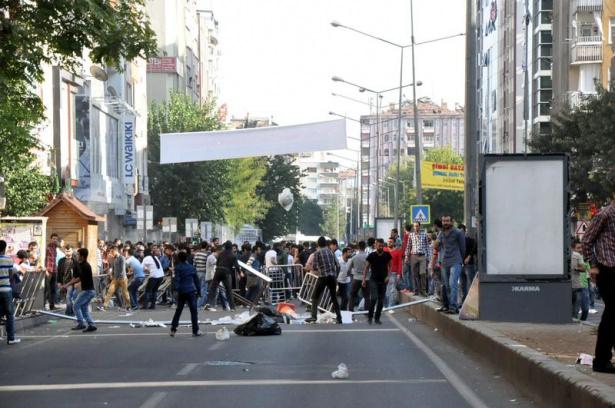 <p><em><strong>DİYARBAKIR</strong></em></p>
