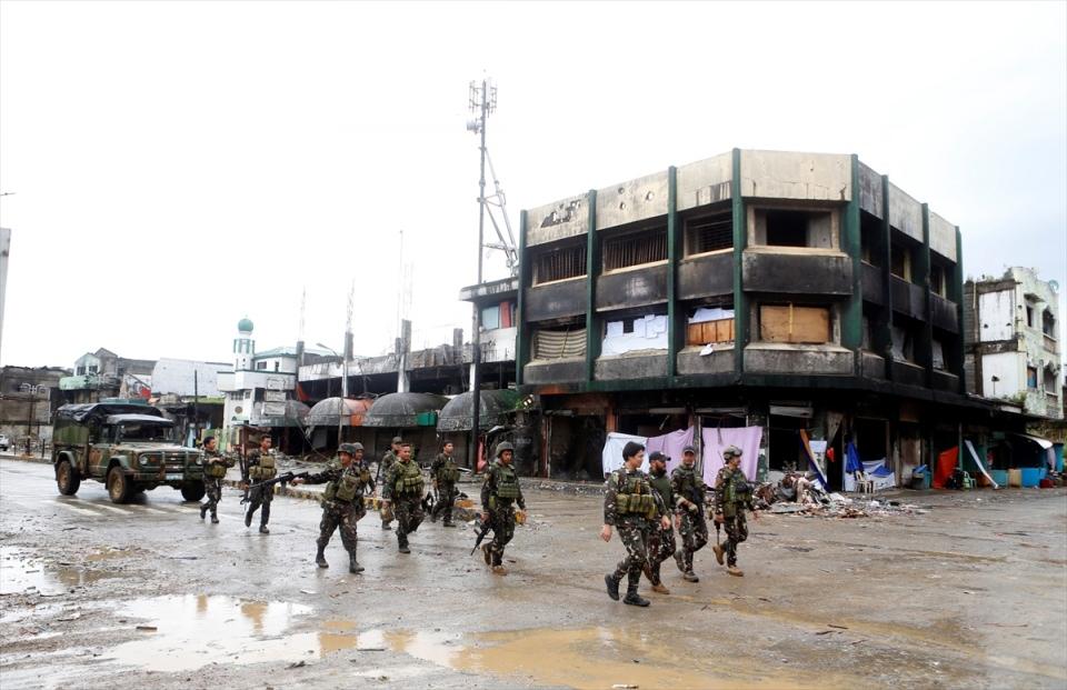 <p>Filipinler Devlet Başkanı Rodrigo Duterte, ülkenin güneyindeki Mindanao eyaletine bağlı Marawi kentinin terör örgütü DEAŞ bağlantılı Maute örgütü teröristlerinden arındırıldığını bildirdi.</p>

