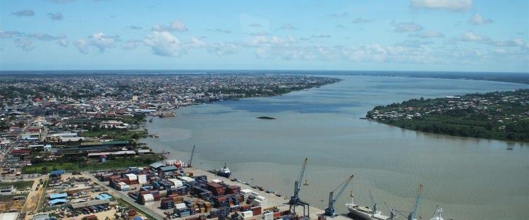 <p>Surinam</p>

<p>Milli gelir: 5.150 (milyon dolar)</p>
