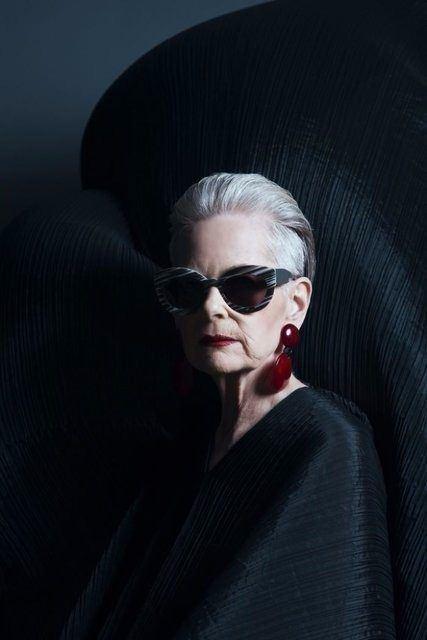 <p><strong>İşte Lyn Slater'in bazı fotoğrafları...</strong></p>