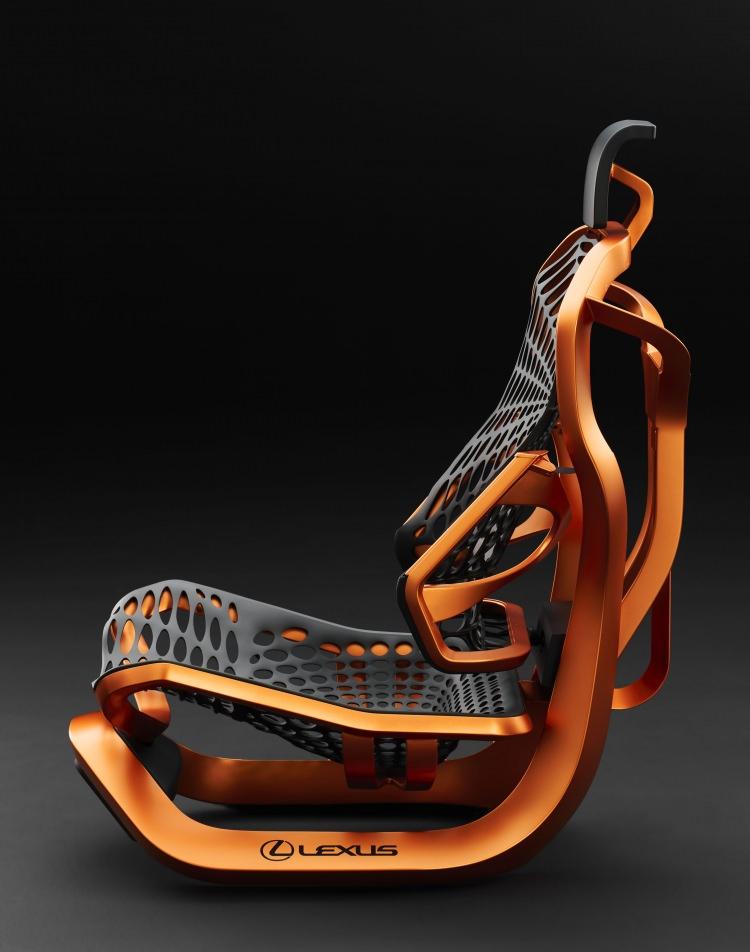 <p><span style="color:#D3D3D3">İlk kez Paris’te sergilenen ve geleceğin koltuğu olarak gösterilen Kinetik Koltuk Konsepti’nin ilk uygulaması da UX Concept araçta yaptı.</span></p>