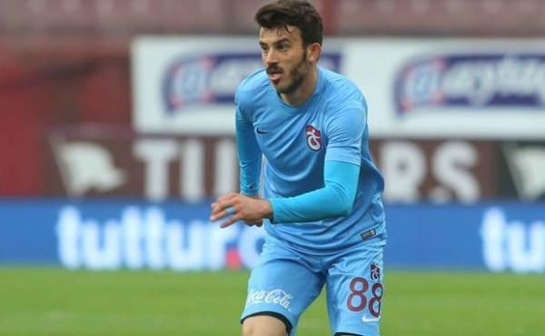 <p>Güray Vural, Trabzonspor'dan Kayserispor'a<br />
<br />
​560 Bin €</p>

