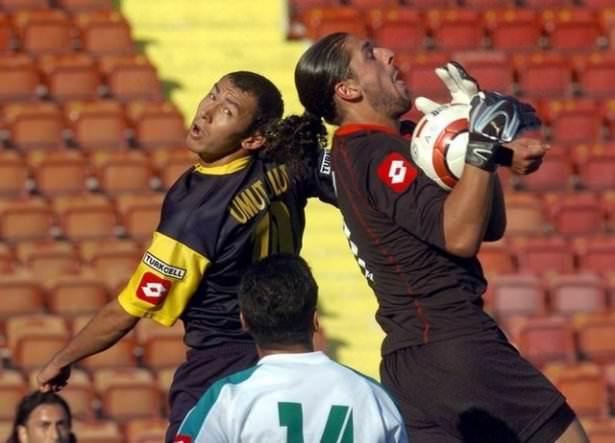 <p>UMUT BULUT</p>

<p> </p>

