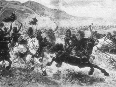 <p>Attila:</p>
<p>Hem kahraman, hem de barbar olarak anılan az sayıdaki kumandandan biri de Avrupa Hunları'nın hükümdarı Attila'dır.</p>
<p>Batı Roma İmparatorluğu'nu haraca bağlamasının önünü açan bir dizi savaş ve akınları yönetmiş ve bu çarpışmalar sonucu, etkisi bugüne dek yansıyan, toplumların farklı coğrafyalar üstünde göç ederek yer değiştirmelerine neden olmuştur.</p>