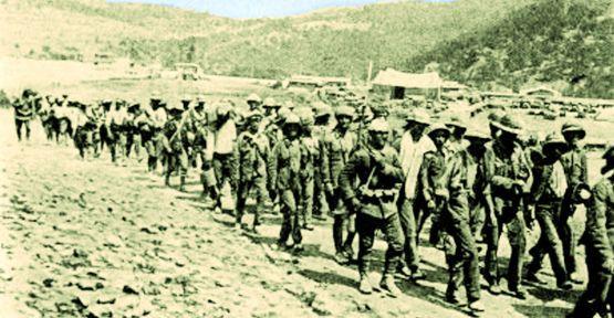 <p><span style="color:#FFA07A"><strong>8 Mart</strong></span>'ta, İngilizler Sabis mevkisinde 13. Kolordu'ya hücum etti, fakat 3500 kayıpla geri döndüler.</p>