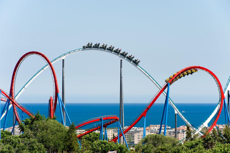 <p><strong>PortAventura, İspanya</strong></p>
