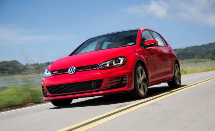 <p>VOLKSWAGEN GTI</p>

