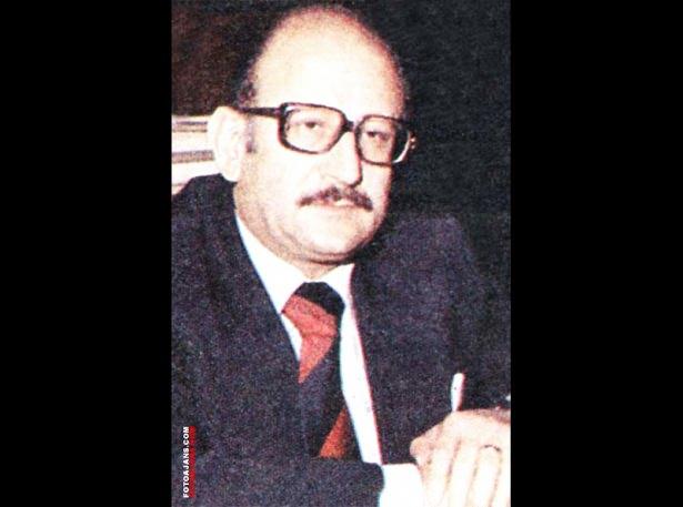 <p><strong>İşte </strong><strong>DHKP-C'nin 'kanlı' tarihi</strong></p>

<p><strong>27 MAYIS 1980<br />
<br />
Gün Sazak </strong><br />
<br />
DHKP-C, 27 Mayıs 1980'de MHP Milletvekili Gün Sazak ile eski başbakanlardan Nihat Erim'in suikast sonucu öldürülmesini üstlenerek, suikastin "Mahir Çayan ve arkadaşlarının intikamının alınması" amacıyla düzenlendiğini duyurdu.</p>

<p> </p>
