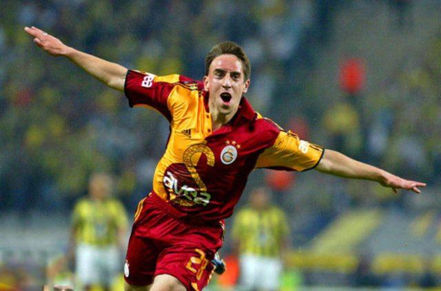 <p>Franck Ribery - Yaşı: 33 - Takımı: Bayern Münih (Almanya)</p>