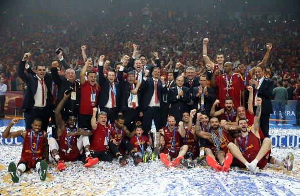 Galatasaray Avrupa şampiyonu! İşte muhteşem kareler