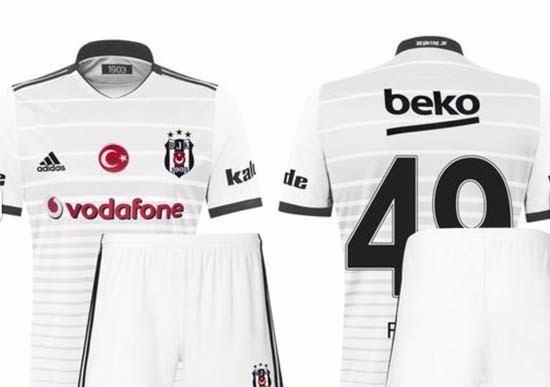 <p>Beşiktaş'ın yeni sezonda giyeceği iddia edilen formalar sosyal medyada gözüktü.</p>
