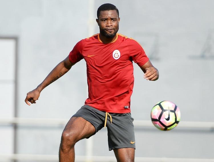 <p><strong>CHEDJOU GİDİYOR</strong></p>
<p>Galatasaray'a veda eden bir diğer isim Aurelien Chedjou'nun ise kısa süre içerisinde Başakşehir ile sözleşme imzalaması bekleniyor.</p>