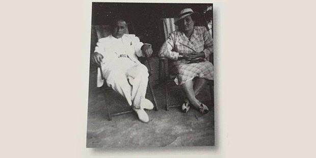<p>Vehbi Koç ve Sadberk hanım Büyükada'da 1950'lerin başları</p>

<p> </p>

