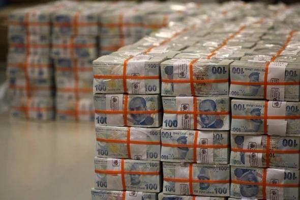 <p><strong>Mehmet Oğuz Çarmıklı </strong></p>
<p>2017 Serveti: 650 milyon dolar</p>
