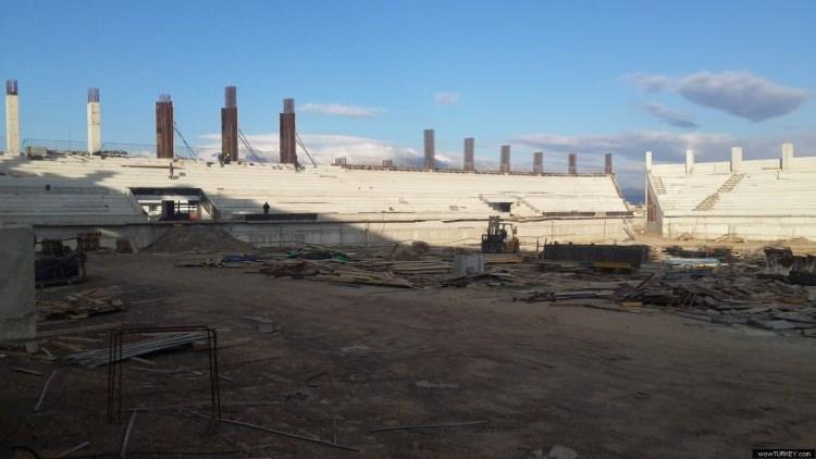 <p>Manisa Turgutlu Stadı<br />
​Kapasite: 12.500</p>
