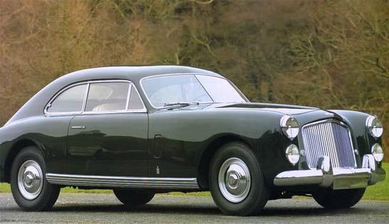 <p><strong>2- Rusya'dan Sevgilerle (1963)</strong><br />
İlk filmin büyük ilgi görmesi üzerine bir yıl sonra çekilen ikinci filmde Bond'un yeni aracı 1951 model Bentley Mark IV oldu.</p>