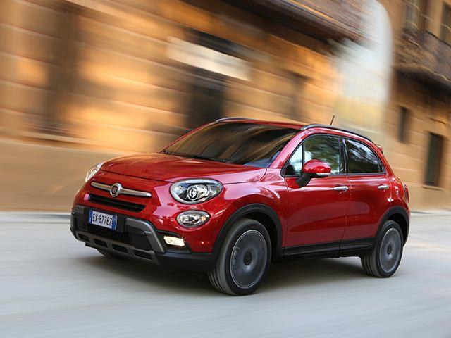 <p>Fiat 500X</p>
<p>2017 çıkışlı başlangıç fiyatı: 86.900 TL<br />
2016 çıkışlı başlangıç fiyatı: 69.400 TL </p>