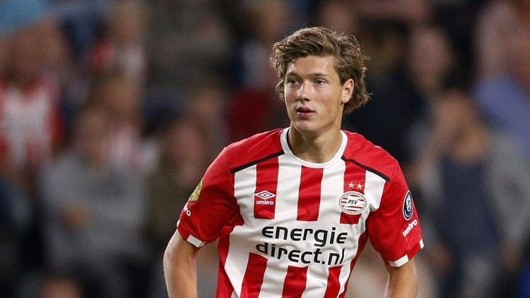 <p>Sam Lammers<br />
Takım: PSV Eindhoven<br />
Ülke: Hollanda</p>