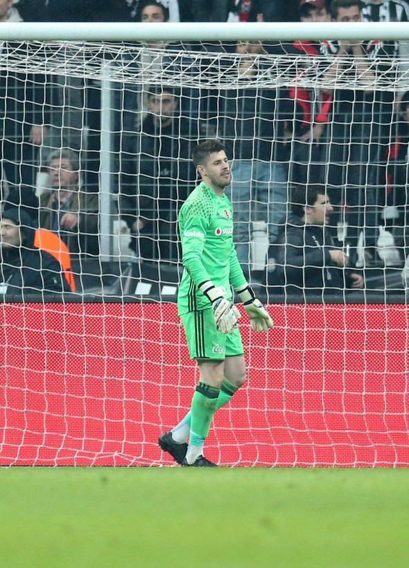 <p>Fabricio (2,50 mil. €)<br />
<br />
Artış: 1,50 mil. € (150,0 %)</p>
