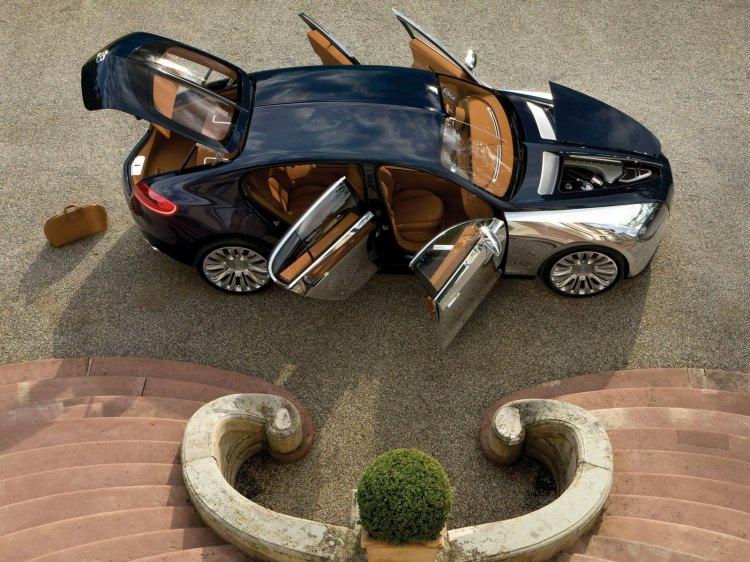 <p>Eğer dört kapılı Bugatti'ye yeşil ışık yakılırsa 2024 yılında ortaya çıkabileceği konuşuluyor.</p>