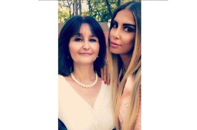 <p>Tuğçe Özbudak ve annesi</p>
