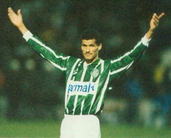 <p>Palmeiras'ın yıldızı Rivaldo (1994)</p>