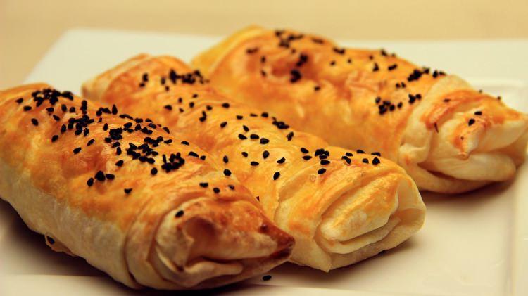 <p><strong>3- BÖREK</strong></p>
