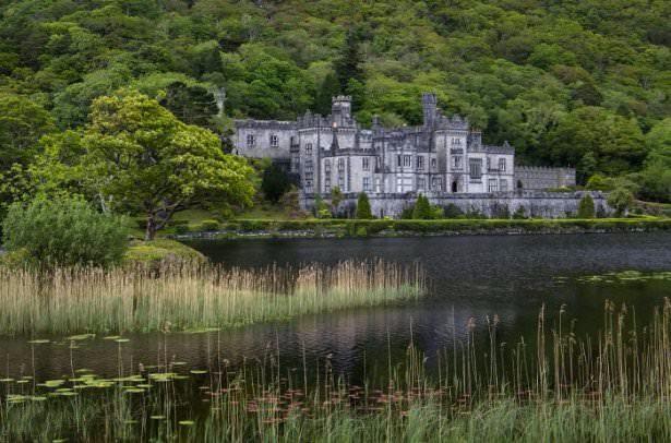 <p>Kylemare Abbey - İrlanda</p>

<p> </p>
