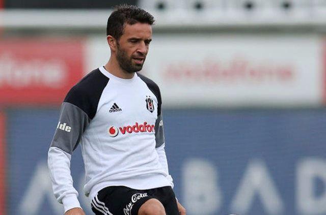 <p>Gökhan Gönül - 79</p>
