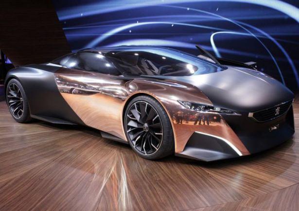 <p>Onyx, karbon-fiber ve bakır vücudunun altında yatan canavar motoru ( 3.7 litre V8 dizel), sıralı vites kutusu ve yarış frenleri ve amortisörleri ile birlikte tam bir yarış havası duygusunu yaşatıyor.</p>
<p> </p>
<p> </p>