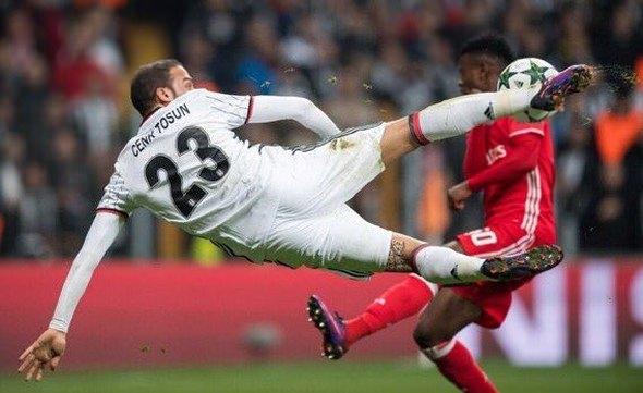 <p>Cenk Tosun</p>
