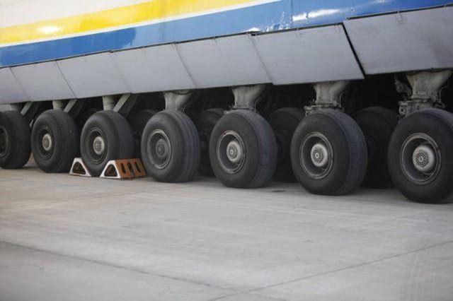 <p>Antonov An-225 Sovyetler Birliği'nin uzay mekiği olan Buran'ı ya da Türkçe ismiyle Boran'ı taşımak için geliştirildi.</p>
<p> </p>