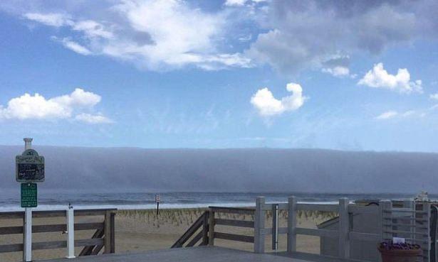 <p>Amerika New Jersey eyaleti Sea Girt, kıyılarında olanlar inanılmaz bir ana tanıklık etti.</p>

<p>&nbsp;</p>
