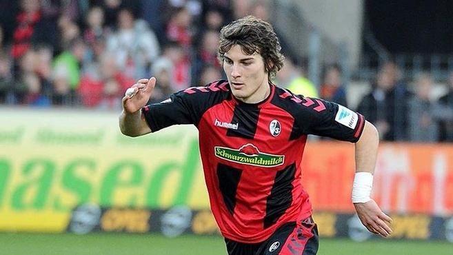 <p>Çağlar Söyüncü</p>

<p>Stoper</p>
