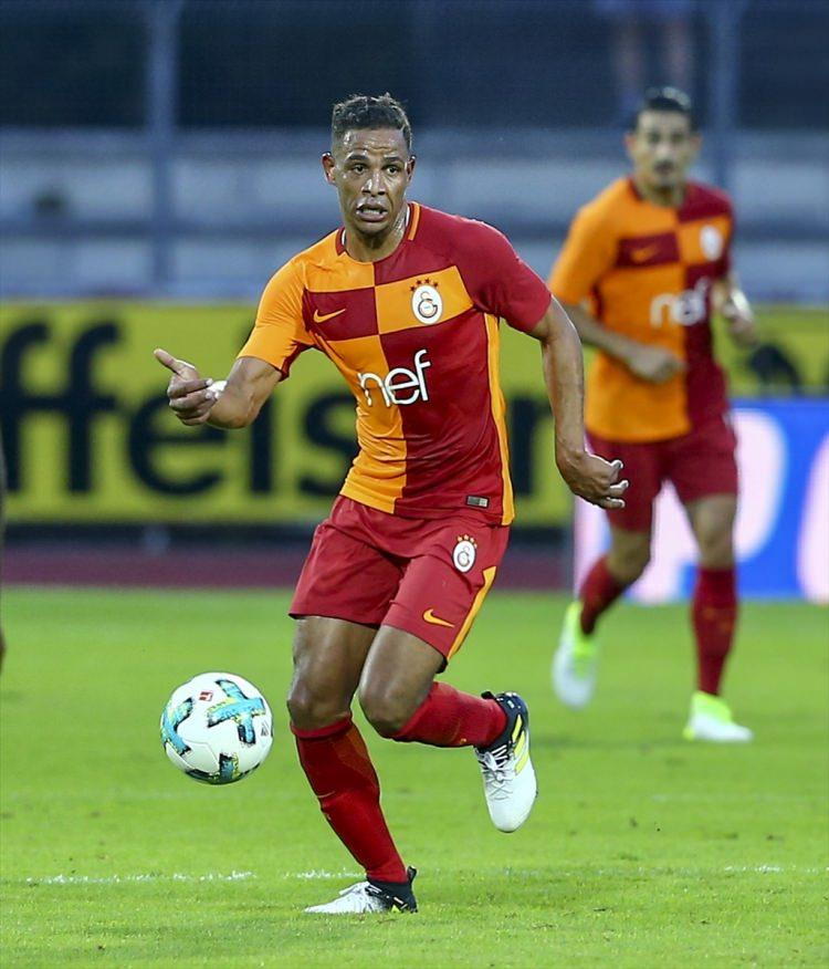 <p>Fernando</p>
